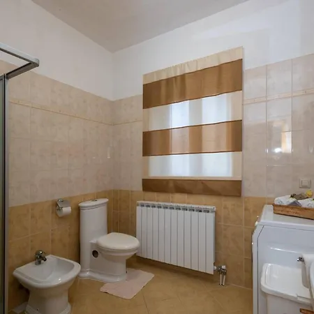 Wish Mit Beheiztem Pool Holiday home Svetvincenat